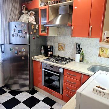 Сдаю  отличную  2х  комнатную  квартиру  в центре  города   Цена 15000