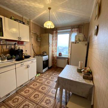 Продам 2-кімнатну квартиру, у центральній частині міста !!!