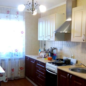 Героїв України просп. (Героїв Сталінграду), 75-В