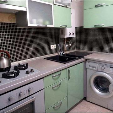 Двокімнатна квартира з ремонтом!