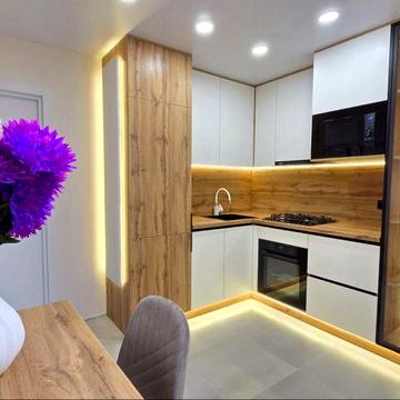 Продається 3 кімнатна квартира по вул. Тролейбусна