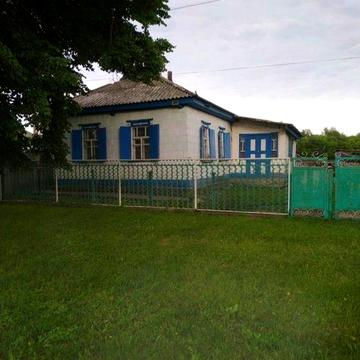 Продам будинок .