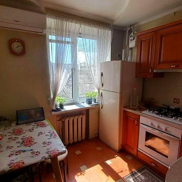 Продаж 2 кімн квартири в тихому центрі