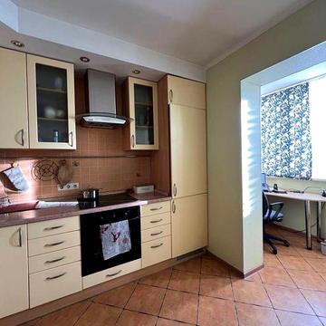 1-к Квартира вул.Ф.Ернста,6 Кадетський Гай ( Я Власник більше 3-х років)