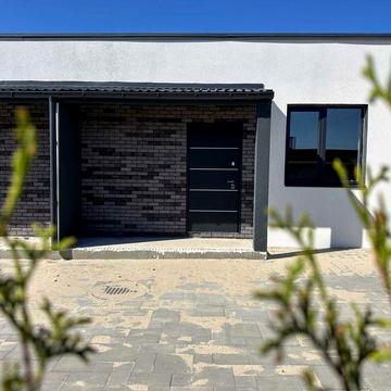 Таунхаус з РЕМОНТОМ, м. Гостомель, 5 хв до озера, мінімальне оформлення