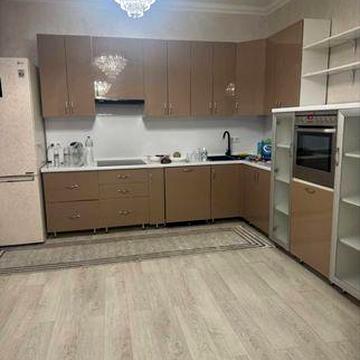 Оренда будинку 5 хв. до Майдану