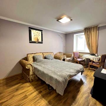 Глушко / Ильфа и Петрова. Гостинка. Ремонт, мебель