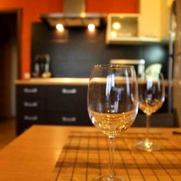 Без комісії, євродвушка на площі Шевченка в Оболонському районі Київ