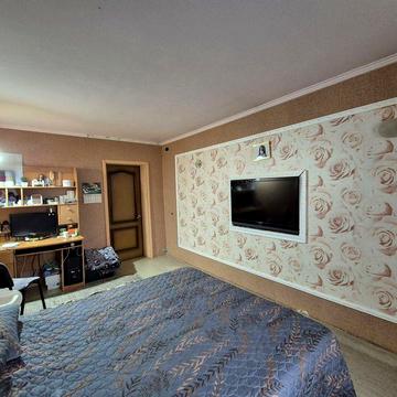 Двухкомнатная с отдельным входом