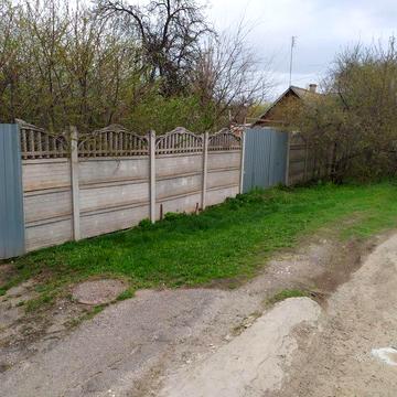 Продам дом, около 22 соток земли + 4 за забором . Район ш. Родина.