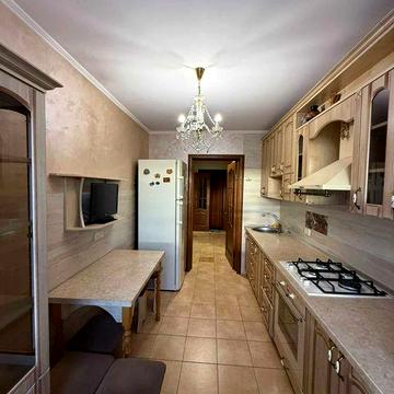 1к квартира в новобудові цегла індивідуальне опалення, вмебльована