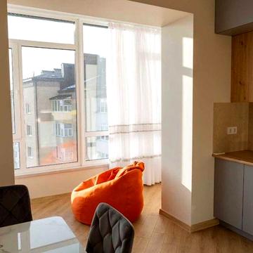 Оренда 1к квартири, вул. Целевича, 4в