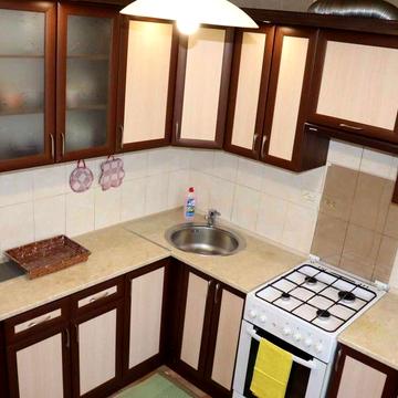 Здається в довгострокову оренду 2-кімнатна квартира по вул. Виговського, поруч із Південним ринком.