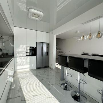 Оренда дворівневої 4к.по вулиці Національної Гвардії