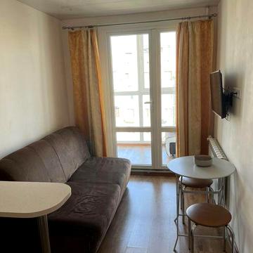 Квартира помесячно в новом доме.Сдается  на 1-2мес.