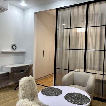 Новая квартира после капитального ремонта в центре Одессы (Европейская площадь).