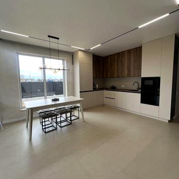 Дуплекс з дизайнерським ремонтом