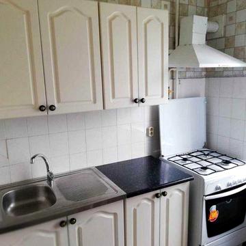 Сдам 2-ух комнатную кв-ру на Оболони, ул. Иорданская,17. Метро рядом.