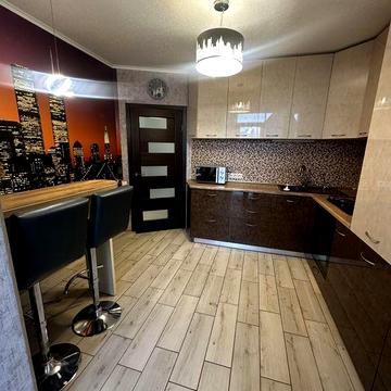 Сдам 2х - комнатную квартиру в ЖК Салют, ЖК Маршал на Победе-5(