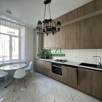 Оренда 3к квартири Хрещатик 15 , Пасаж