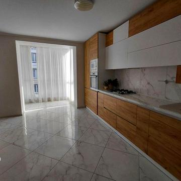 3спальні/кухня студія /88м2/5/10пов/закритий ЖК ЖК Континент