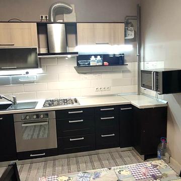 Роксоляни вул., 43