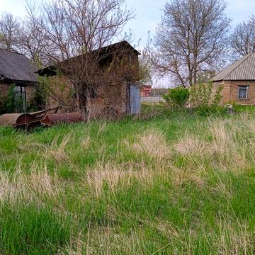 Продам  будинок під ремонт або під знос .