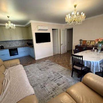 Продам эксклюзивную 4-х комнатную квартиру с ремонтом в новом доме на Сахарова. Аналогов нет! Госпрограммы