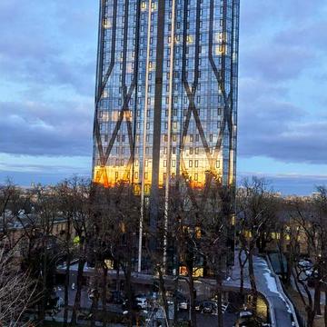 Оренда трикімнатнатної квартири з паркінгом в ЖК ШЕРВУД