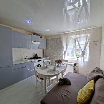 Продам шикарну,з якісним ремонтом 1к квартиру/5/5