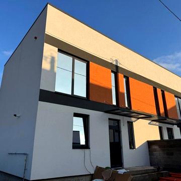 Продаж котеджу з міськими комунікаціями масив Макарова