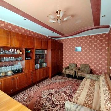 Продаж 2 кімнатної квартири з АГО, центр