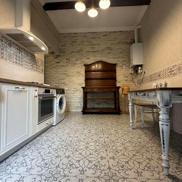 Оренда 1к кв  Ближній ЦЕНТР вул. Гладишевського