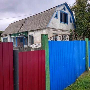 Продаж будинку в центрі села Дружня 87 м², 16 соток