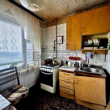 Продаж 3к квартири проспект Леся Курбаса 9