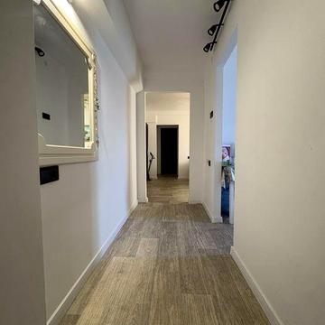 Продаж затишної  2-кімнатної квартири  по вул. Каунаська