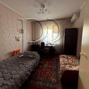 Продаж 2 кімн. квартири Позняки/Ахматової/Драгоманова