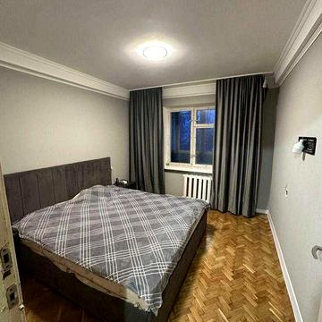 Продаж 2-кімнатної квартири біля метро Лісова Кубанської України 39А