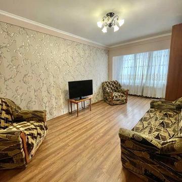 2-кімн. квартира пр.Відрадний,30, гарний стан