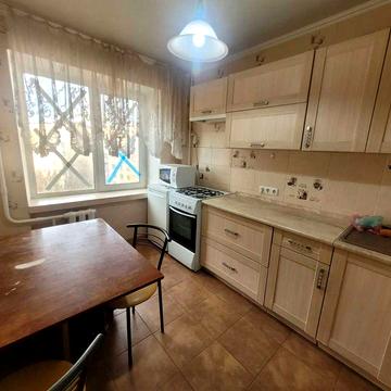 Продам 3к, Голосіївський р-н м Деміївська  10 хвил,вул Стратегічне шоссе 11