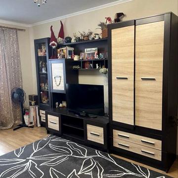 Продаж 2 кімнатноі квартири біля драмтеатру( під ПОСТАНОВИ)