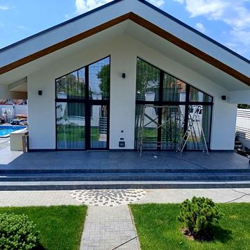 Чорних Запорожців вул. (Бориса Кротова)