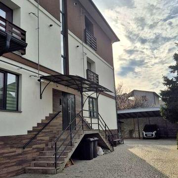 )( Продаж 1-К квартири з закритою територією