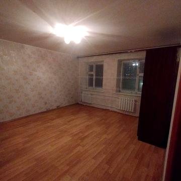 Сдам двухкомнатную от хозяина центр