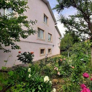 Предлагается к продаже 3 эт дом. площаью 280 м 2 в кооперативе Буревестник