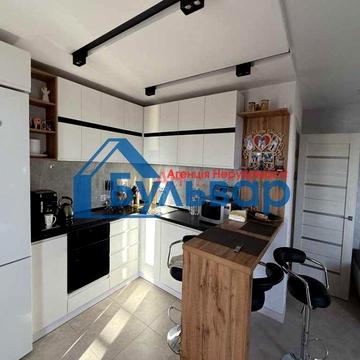 Елітна 3к квартира 80 м² з дорогими меблями та технікою ЖК Павленківська площа