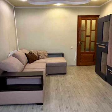 Продається 2 кімнатна квартира 50 м кв, Завод Шевченко, Новобаварський район 89868М