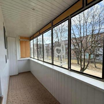 Продаж простороі 2-х кім квартири на 2-му поверсі