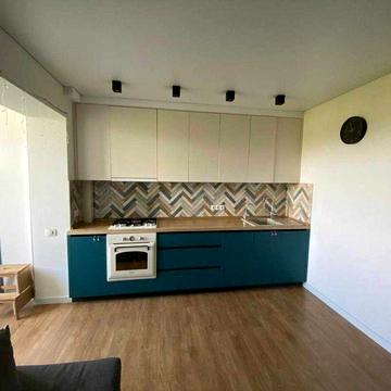 БЕЗ КОМІСІЇ! сучасна двокімнатна квартира з гарним ремонтом, меблями і технікою. ВИЇЗД на Київ