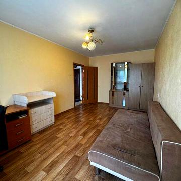 Продам 1-комнатную квартиру на Добровольского!